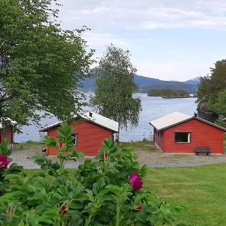 Holiday home Teigen Leirstad, Eikefjord, Hytter *