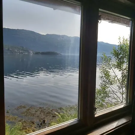 Teigen Leirstad * Florø